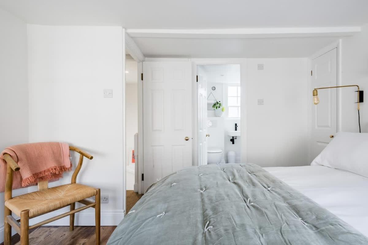 Central Georgian Townhouse With Free Parking Μπαθ Εξωτερικό φωτογραφία