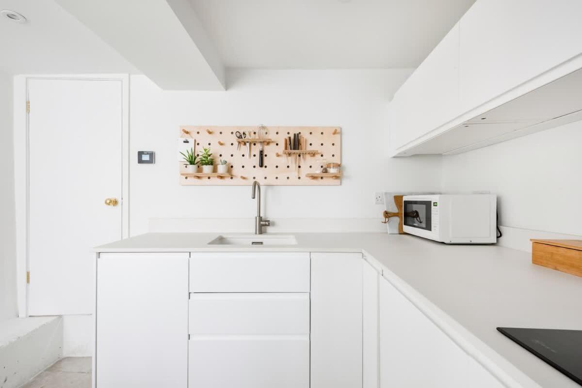 Central Georgian Townhouse With Free Parking Μπαθ Εξωτερικό φωτογραφία